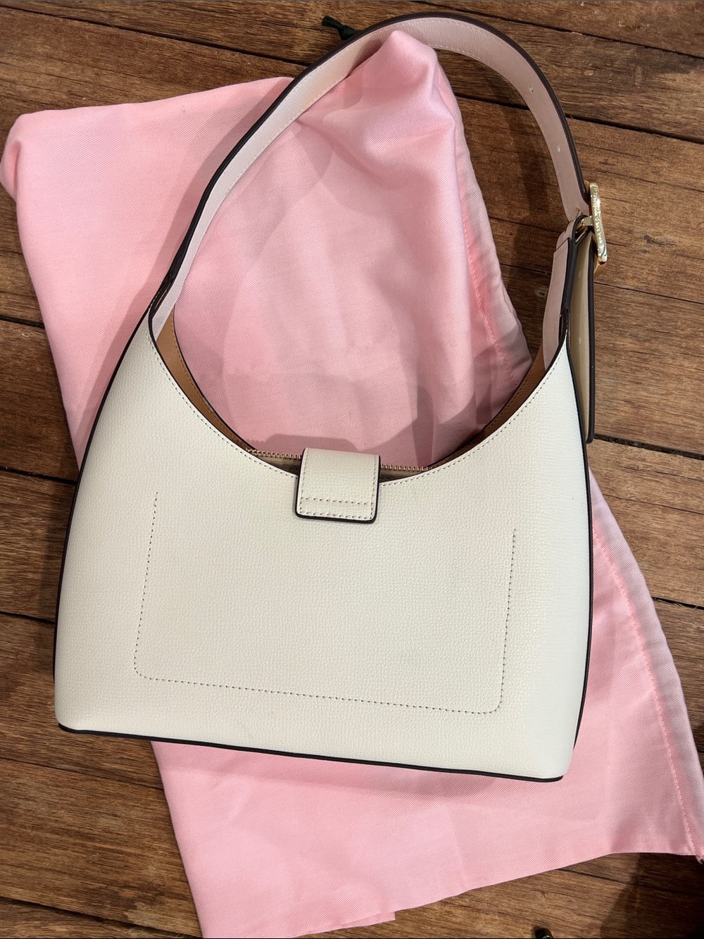 Kate Spade Purse - Picture 3 of 14